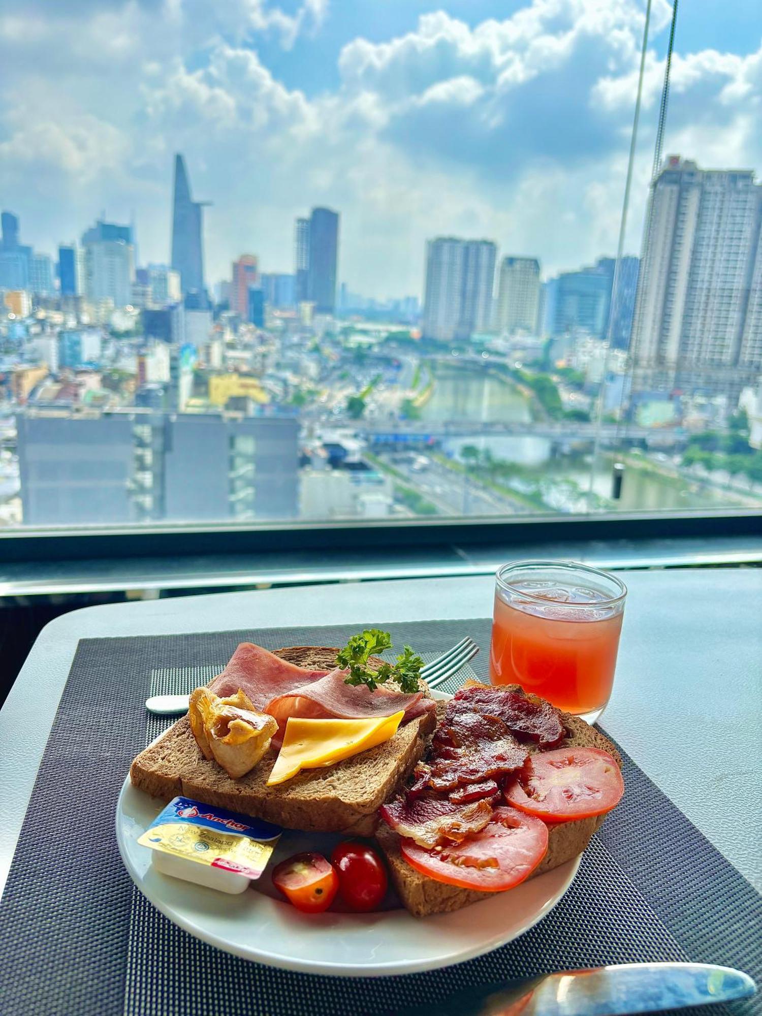 Khách sạn Huazhu TP. Hồ Chí Minh